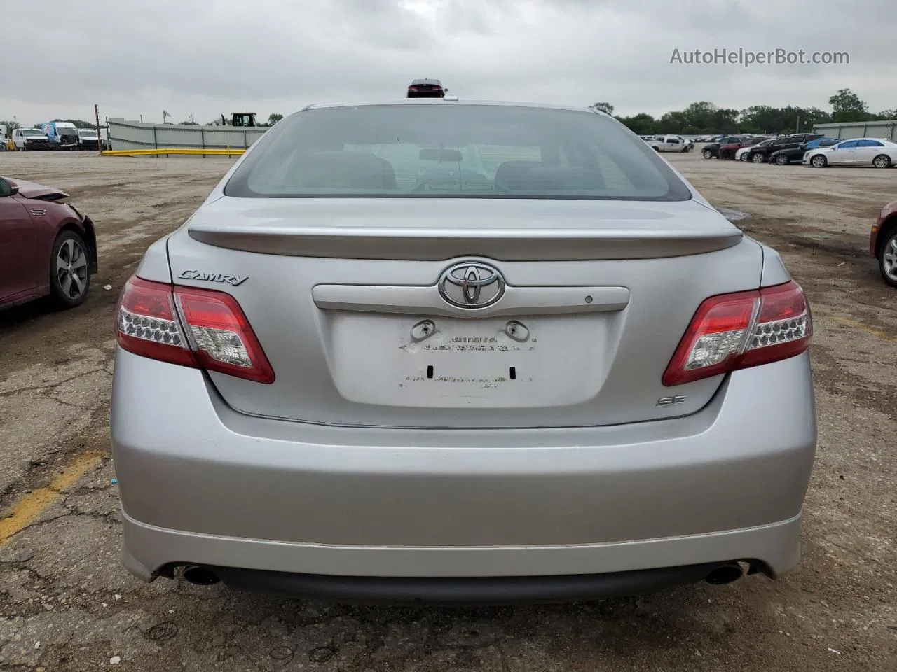 2011 Toyota Camry Base Silver vin: 4T1BF3EK9BU157570