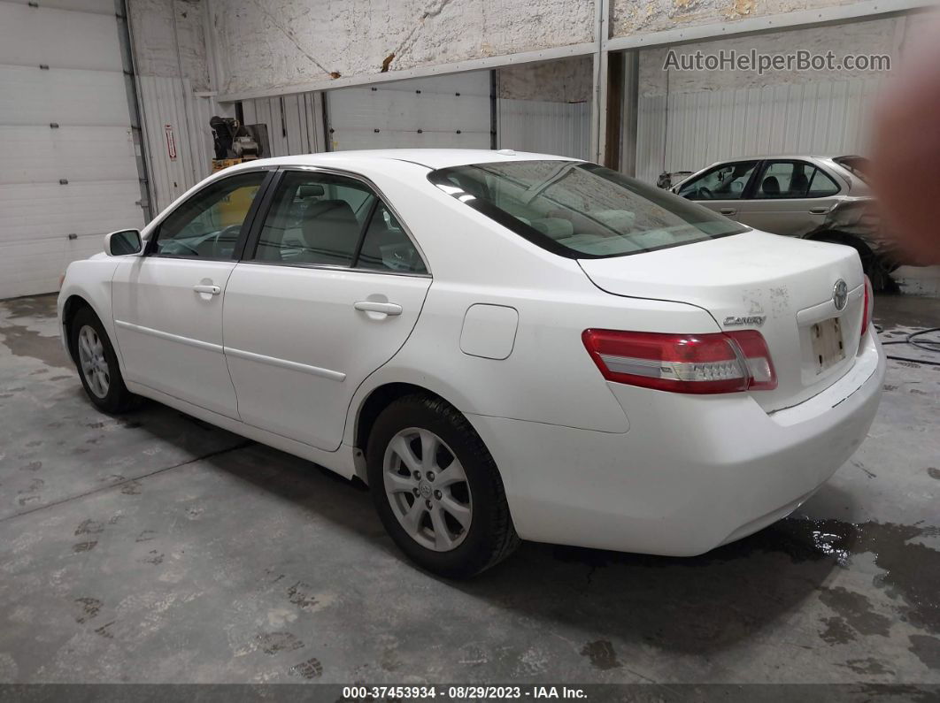 2011 Toyota Camry   Белый vin: 4T1BF3EK9BU601918