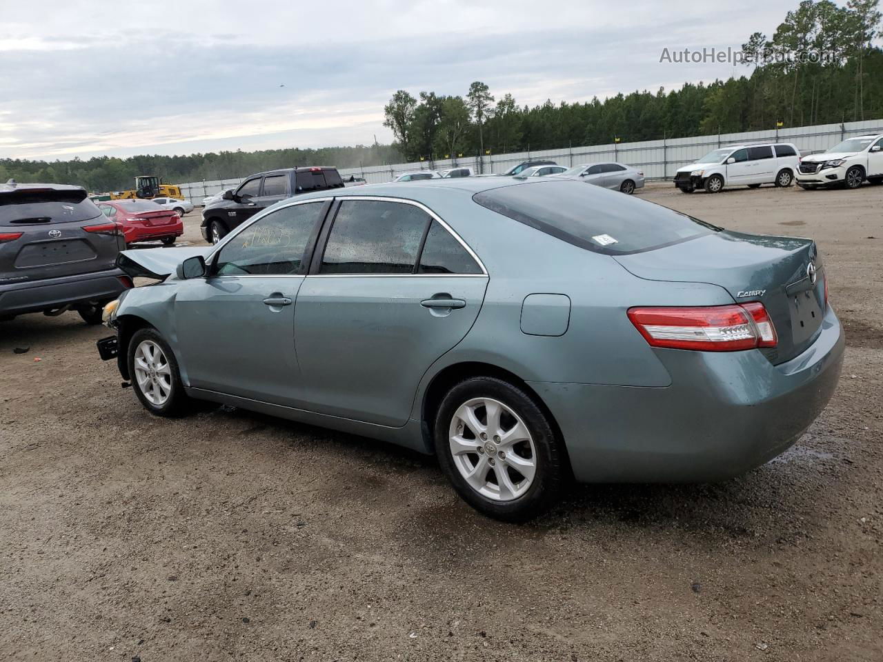 2011 Toyota Camry Base Зеленый vin: 4T1BF3EK9BU611915