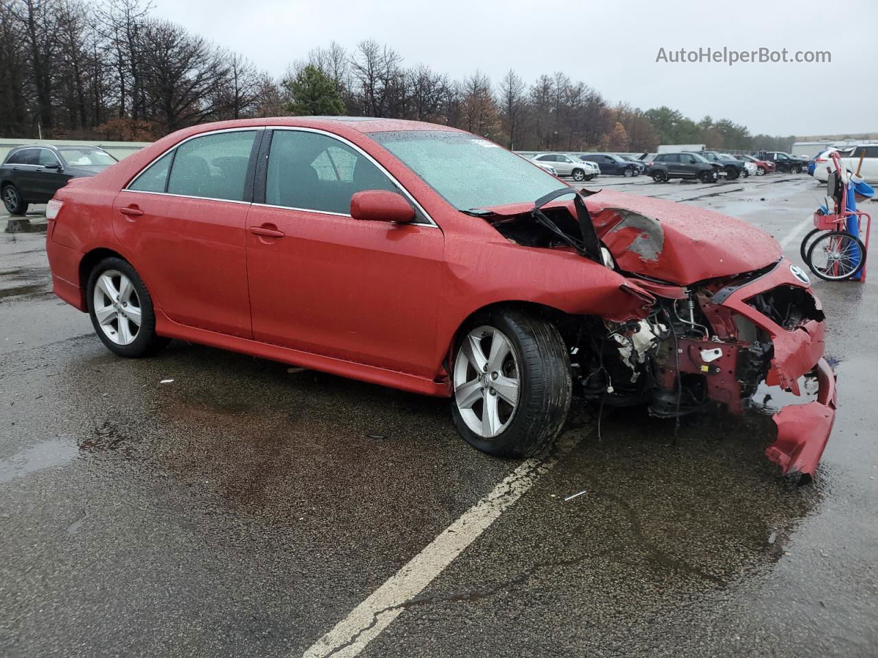 2011 Toyota Camry Base Red vin: 4T1BF3EK9BU668468