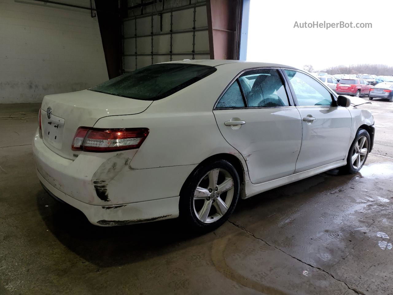 2011 Toyota Camry Base White vin: 4T1BF3EK9BU680524