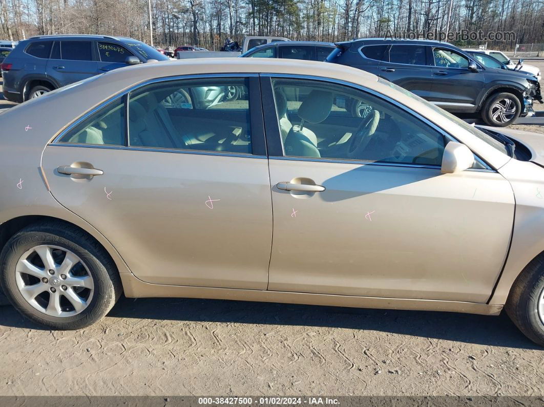 2011 Toyota Camry Le Gold vin: 4T1BF3EK9BU706362