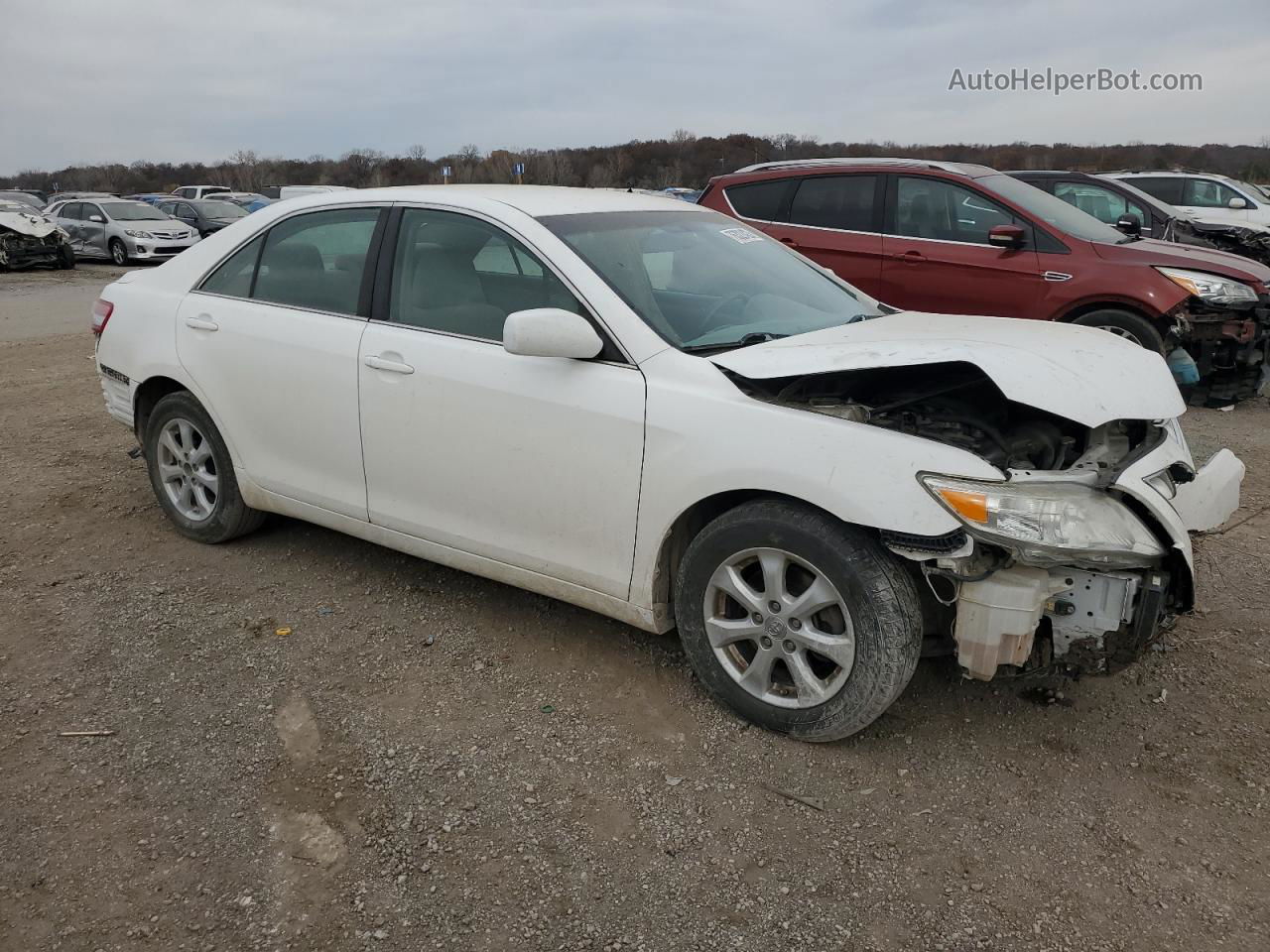 2011 Toyota Camry Base White vin: 4T1BF3EK9BU711478