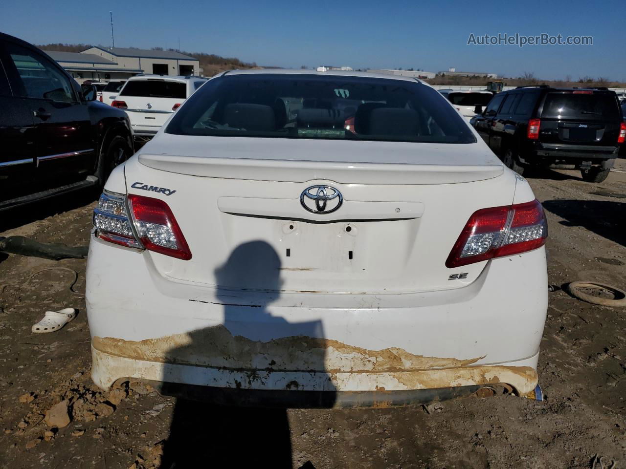 2011 Toyota Camry Base White vin: 4T1BF3EK9BU711545