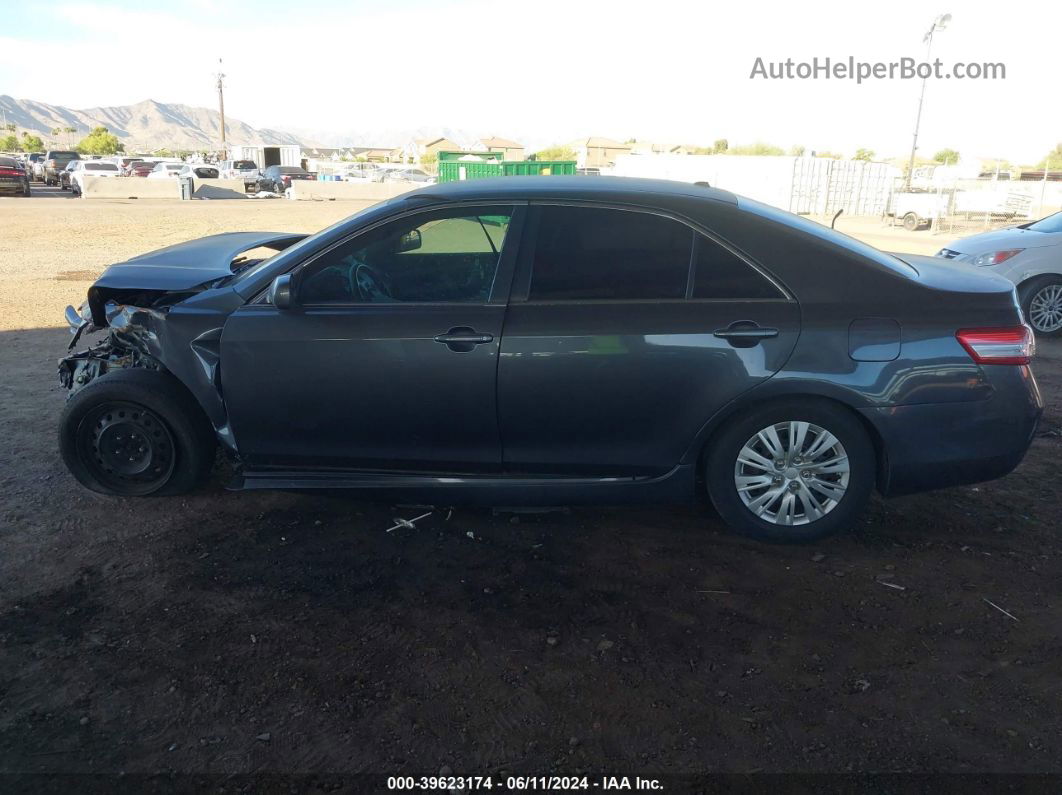 2011 Toyota Camry Le Gray vin: 4T1BF3EKXBU138283