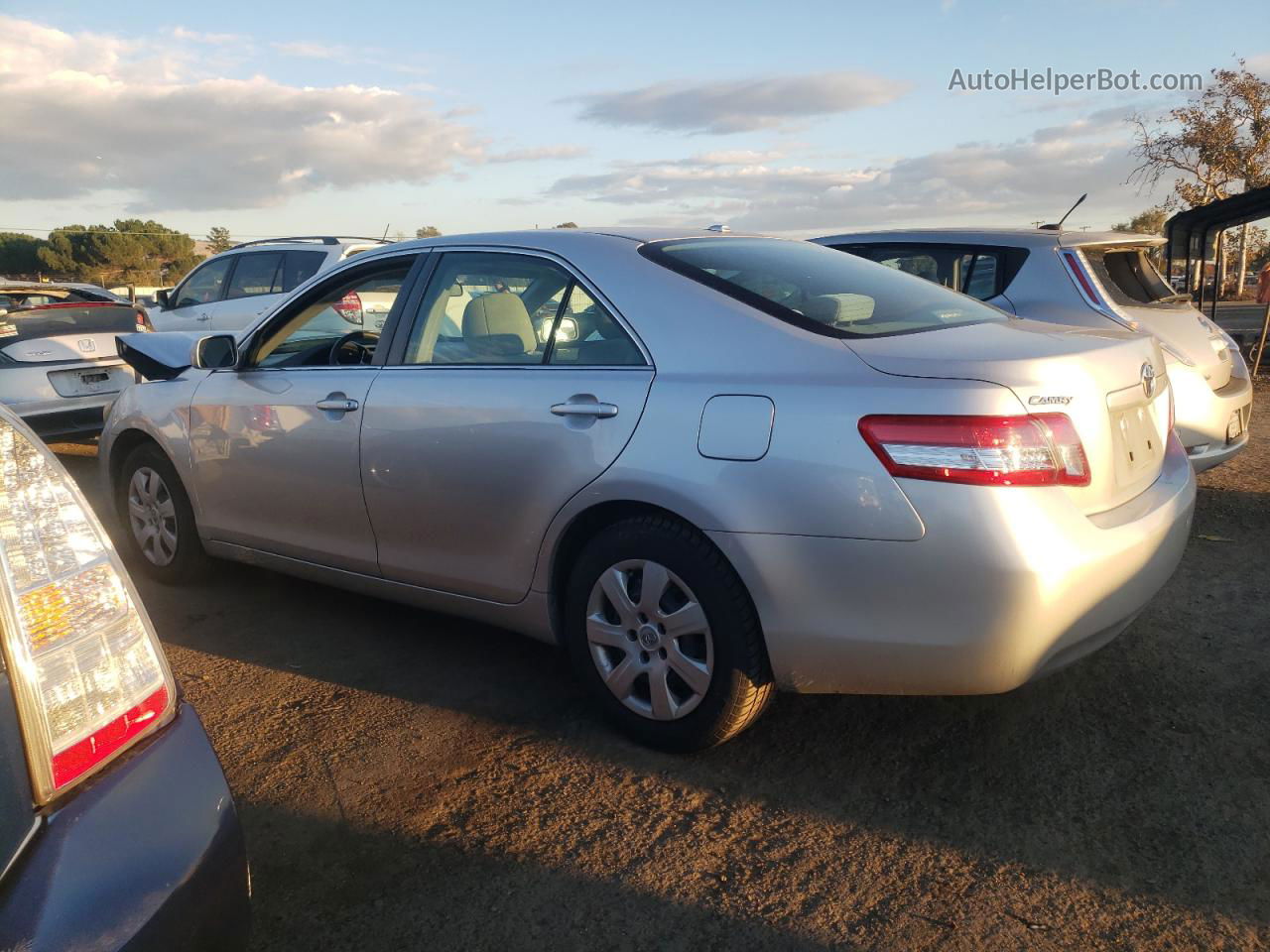 2011 Toyota Camry Base Silver vin: 4T1BF3EKXBU599421