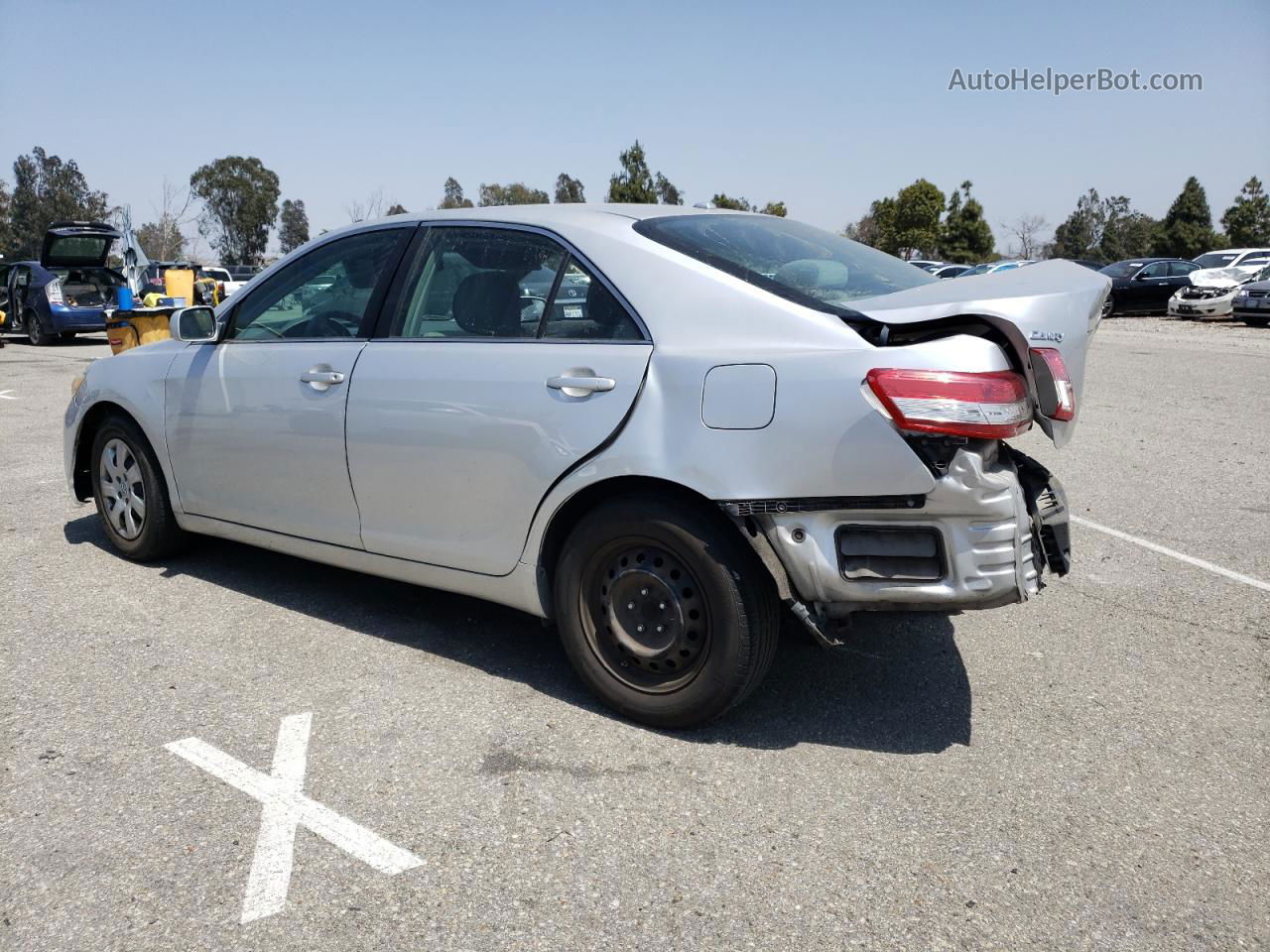 2011 Toyota Camry Base Silver vin: 4T1BF3EKXBU682038