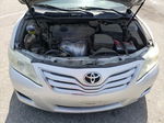 2011 Toyota Camry Base Серебряный vin: 4T1BF3EKXBU682038