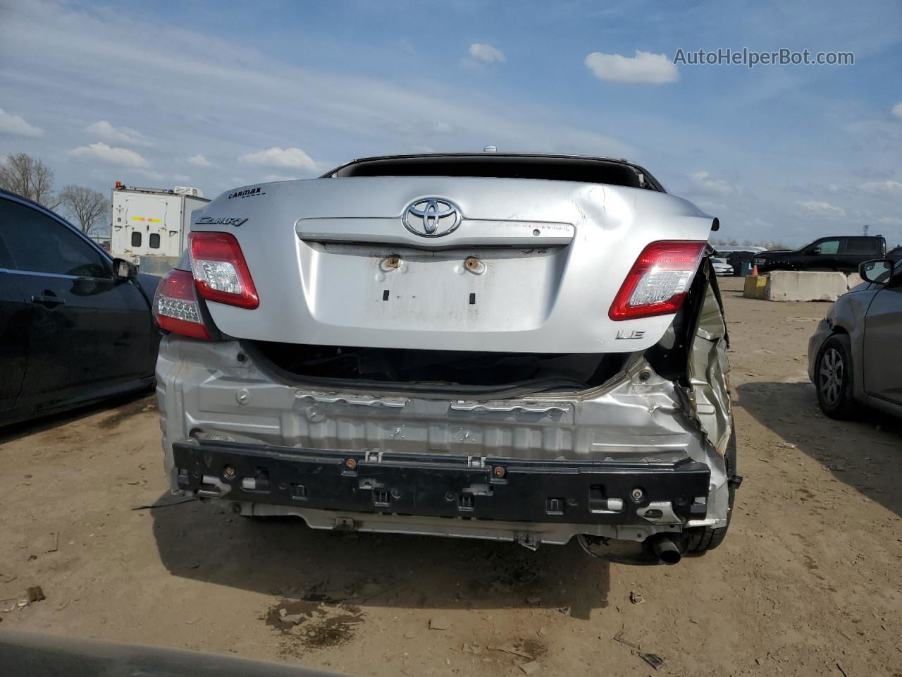 2011 Toyota Camry Base Серебряный vin: 4T1BF3EKXBU721887