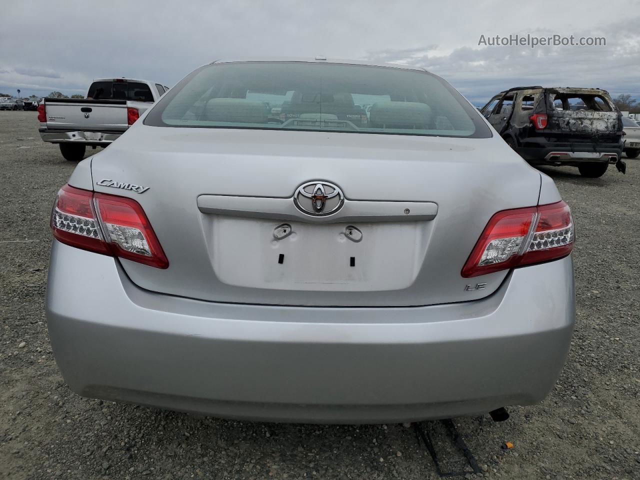 2011 Toyota Camry Base Silver vin: 4T1BF3EKXBU752511