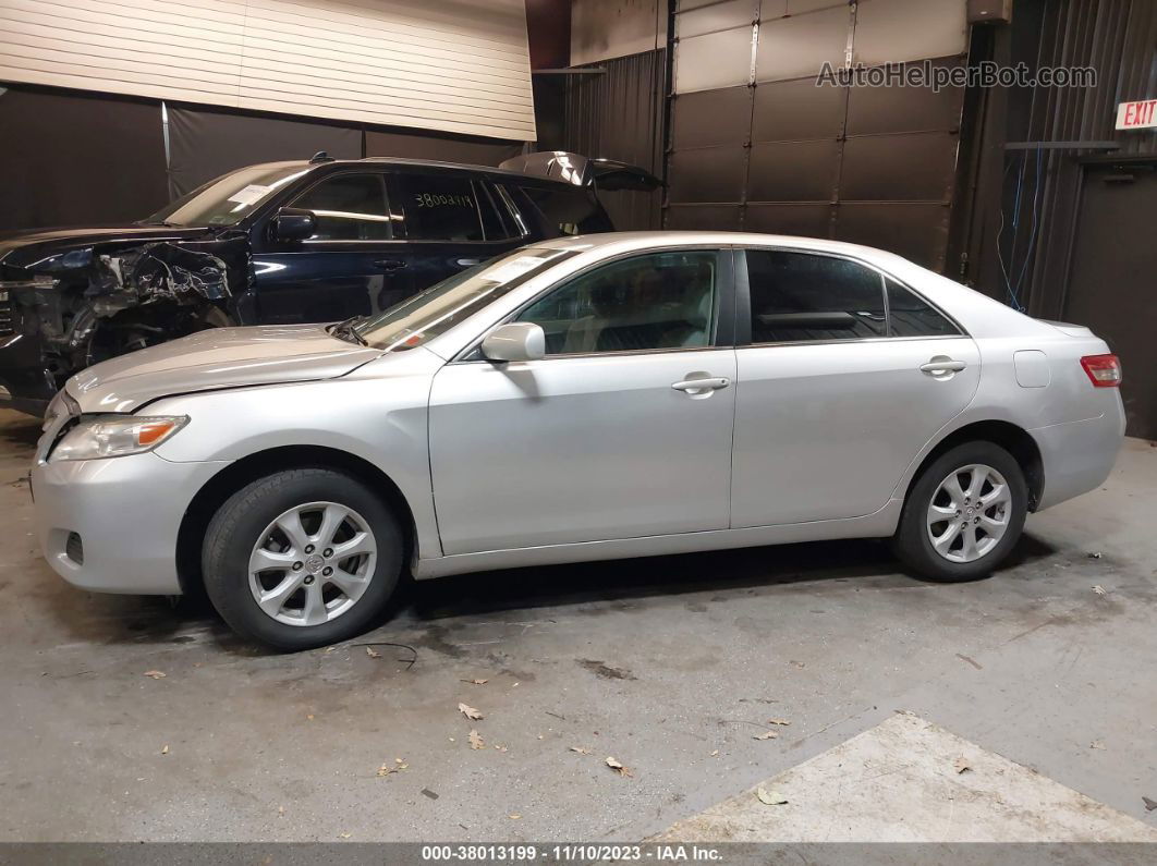 2011 Toyota Camry Le Silver vin: 4T1BF3EKXBU758664