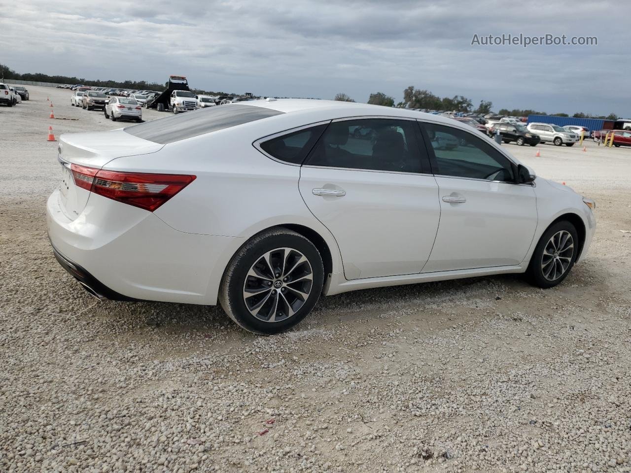 2016 Toyota Avalon Xle White vin: 4T1BK1EB5GU221398