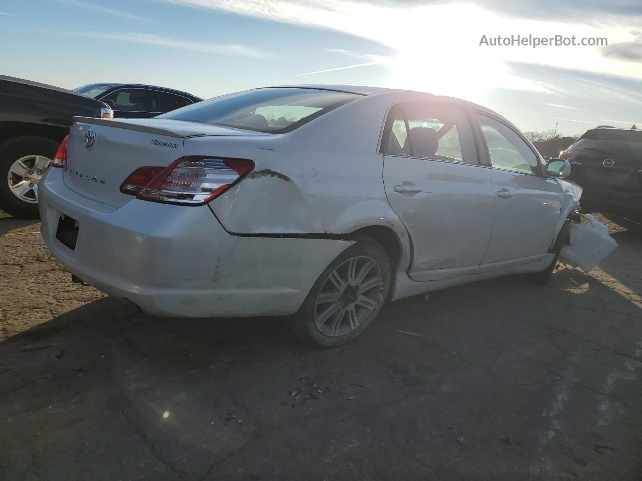 2006 Toyota Avalon Xl White vin: 4T1BK36B96U166513