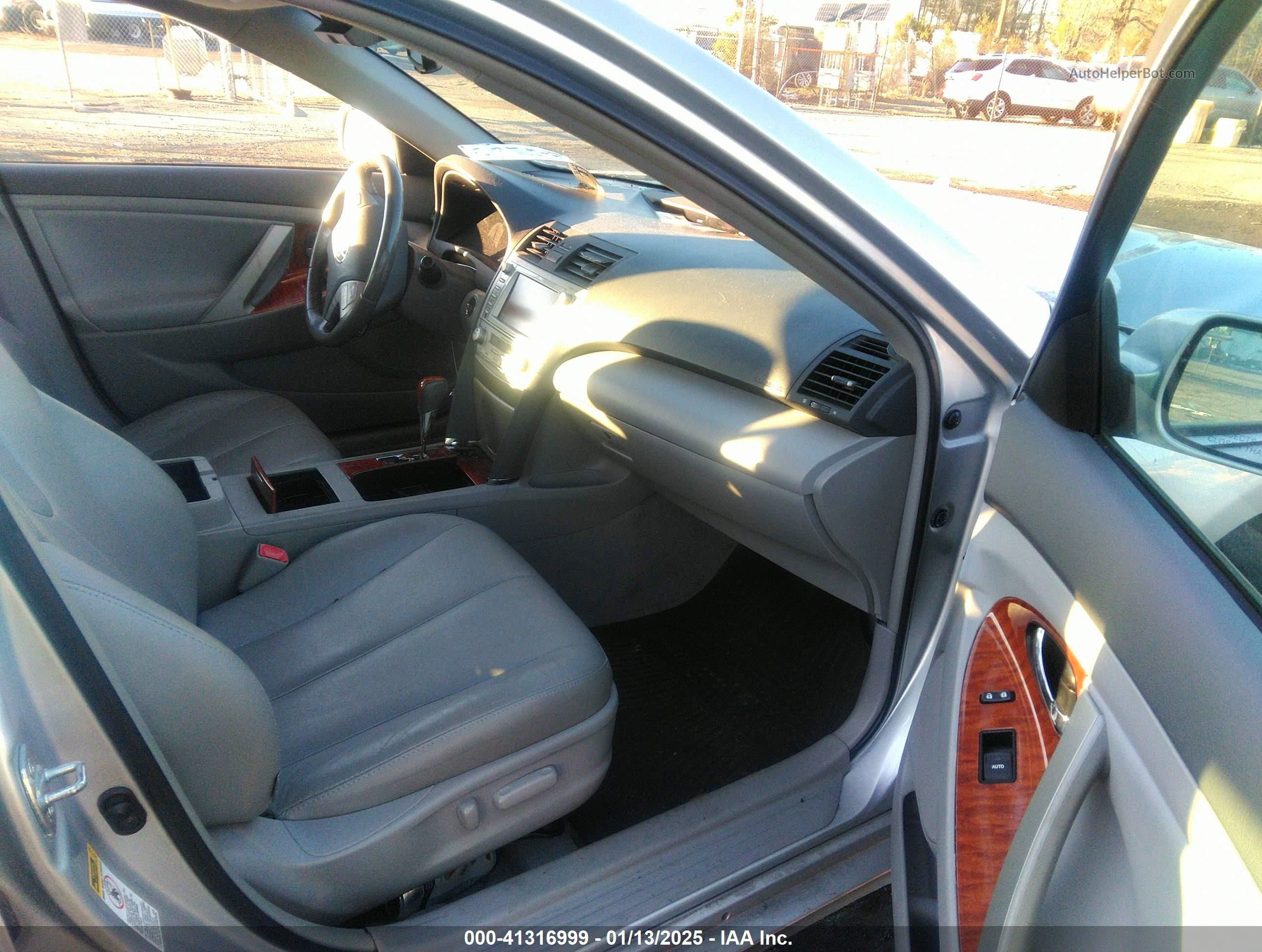 2011 Toyota Camry Xle V6 Silver vin: 4T1BK3EK9BU624689