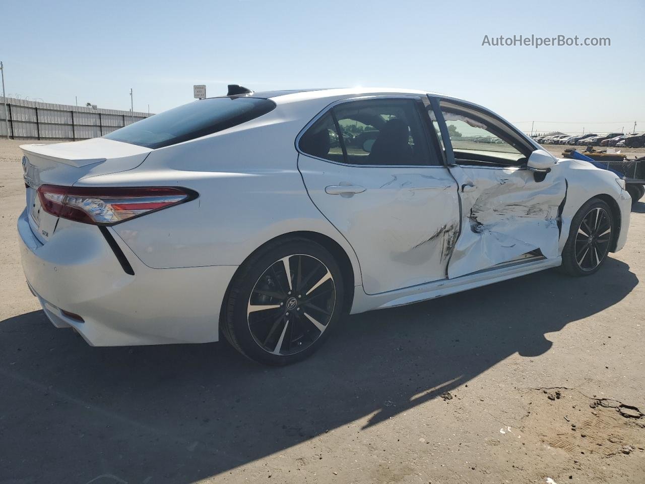 2019 Toyota Camry Xse White vin: 4T1BZ1HK8KU027304