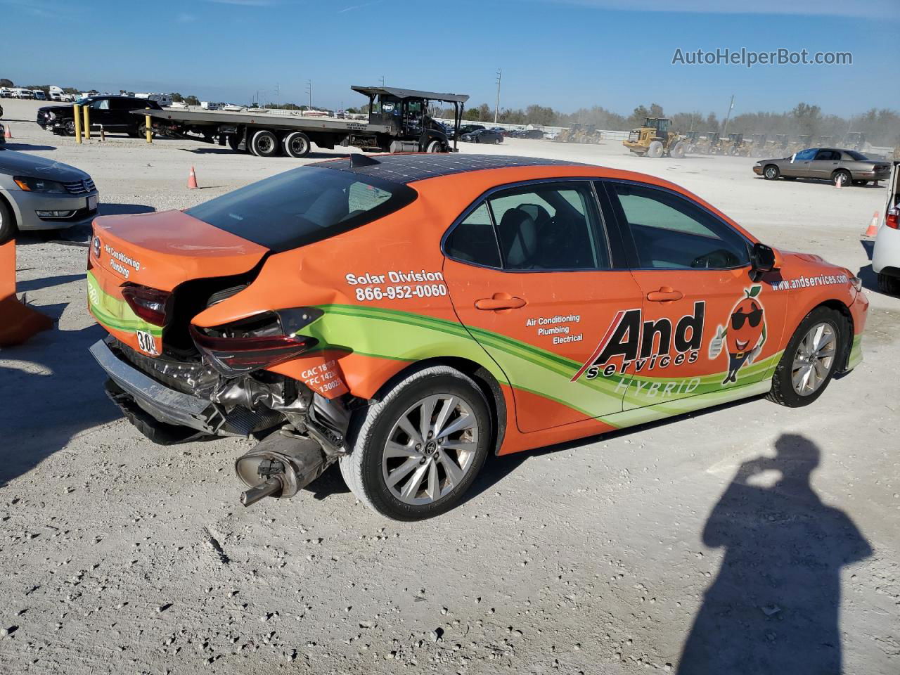 2021 Toyota Camry Le Оранжевый vin: 4T1C11AK0MU420304