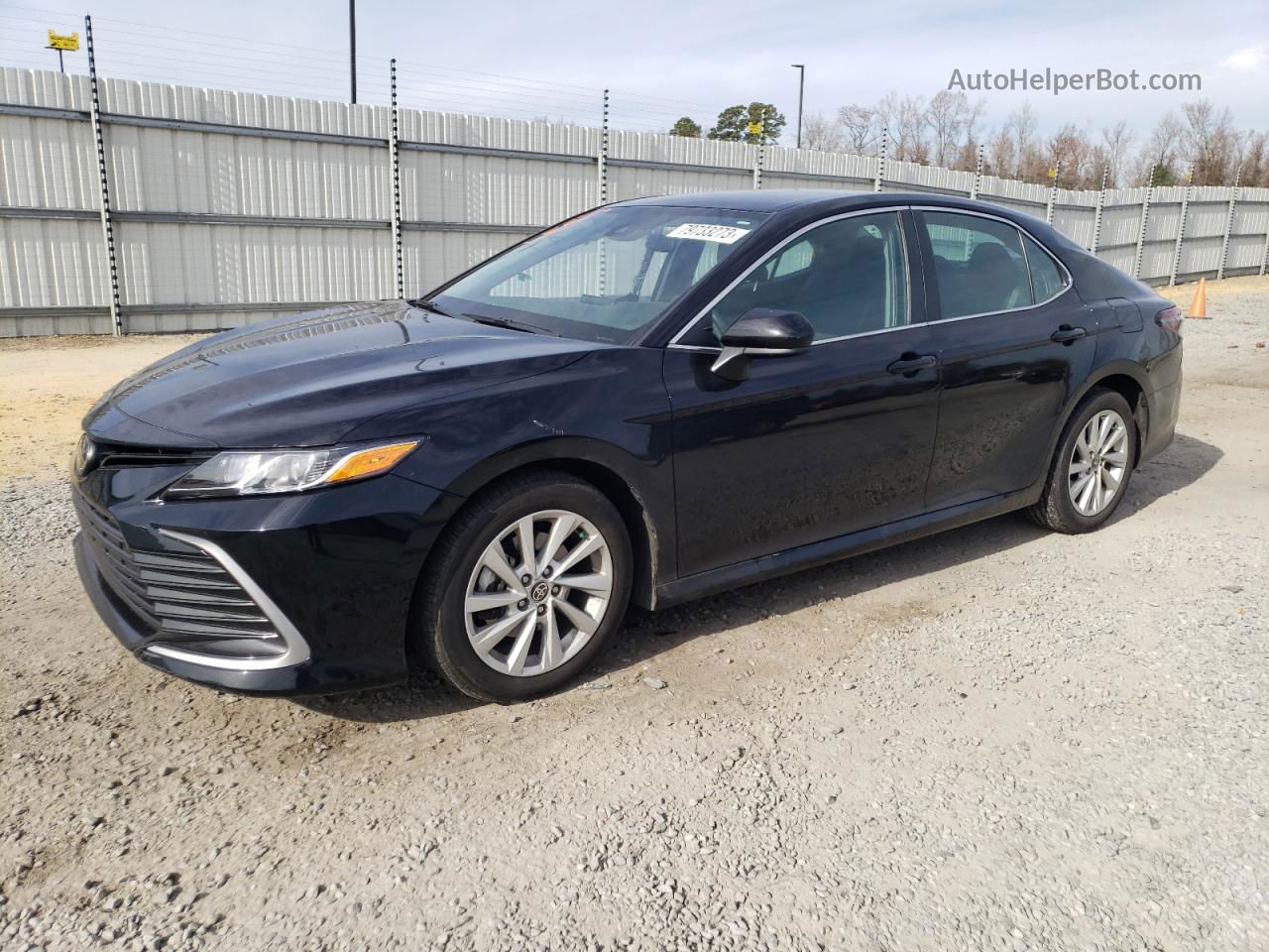 2021 Toyota Camry Le Black vin: 4T1C11AK0MU452234