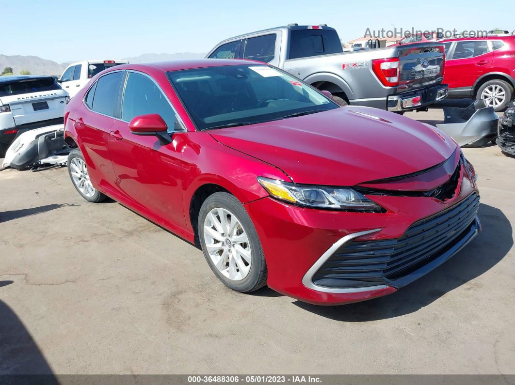 2021 Toyota Camry Le Red vin: 4T1C11AK0MU458776