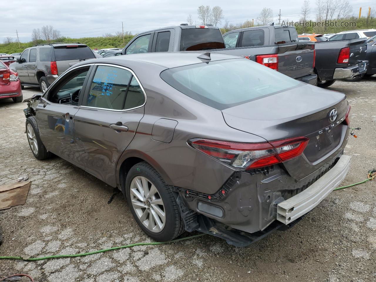 2021 Toyota Camry Le Черный vin: 4T1C11AK0MU465999