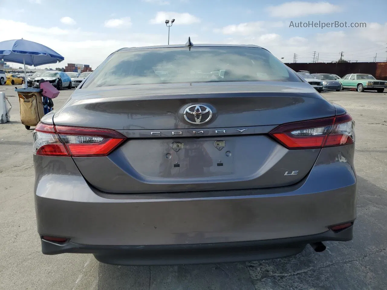 2021 Toyota Camry Le Gray vin: 4T1C11AK0MU543889