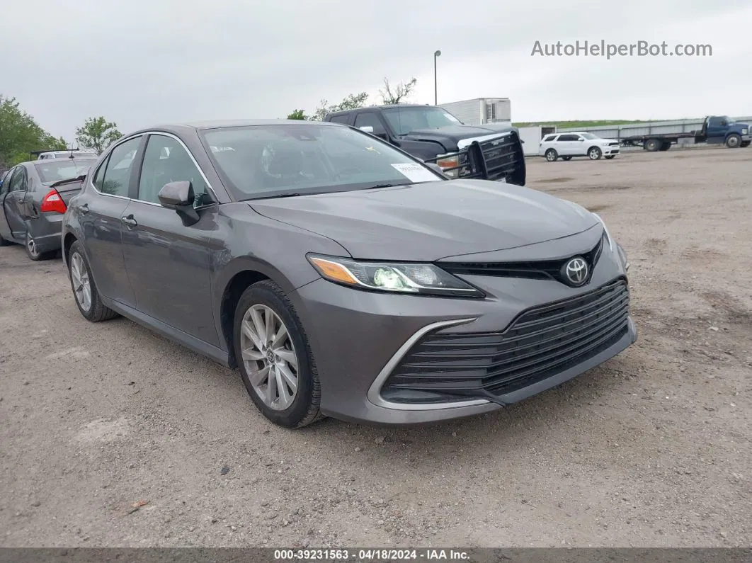 2021 Toyota Camry Le Черный vin: 4T1C11AK1MU579008