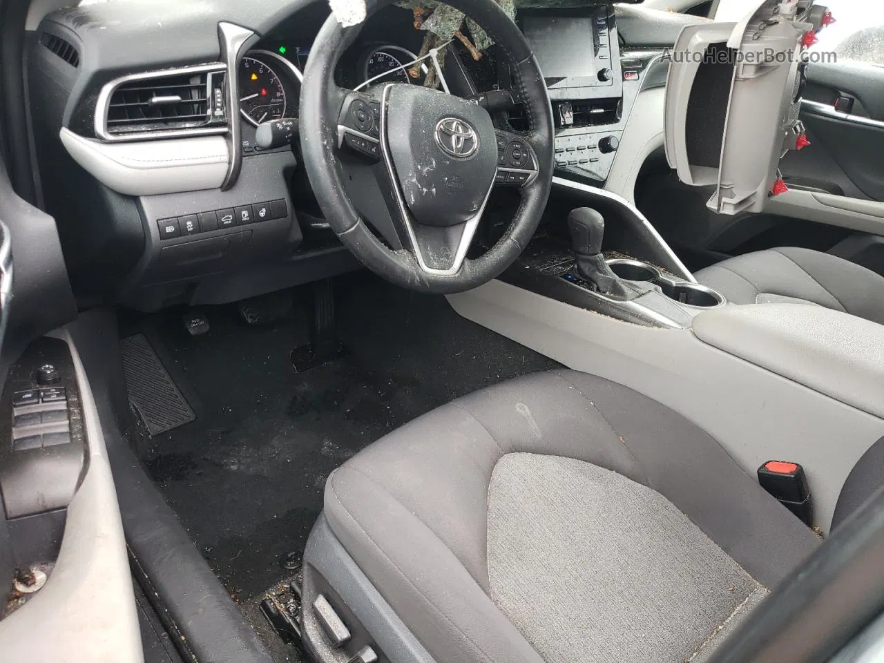 2021 Toyota Camry Le Серебряный vin: 4T1C11AK2MU494078