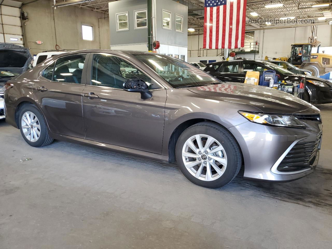 2021 Toyota Camry Le Gray vin: 4T1C11AK3MU493330