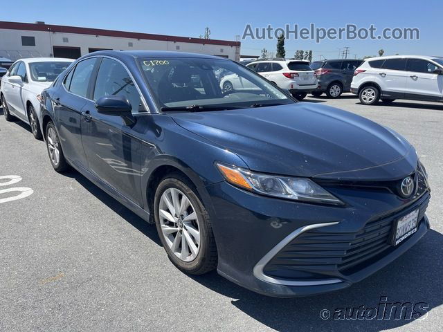 2021 Toyota Camry Le vin: 4T1C11AK4MU532202