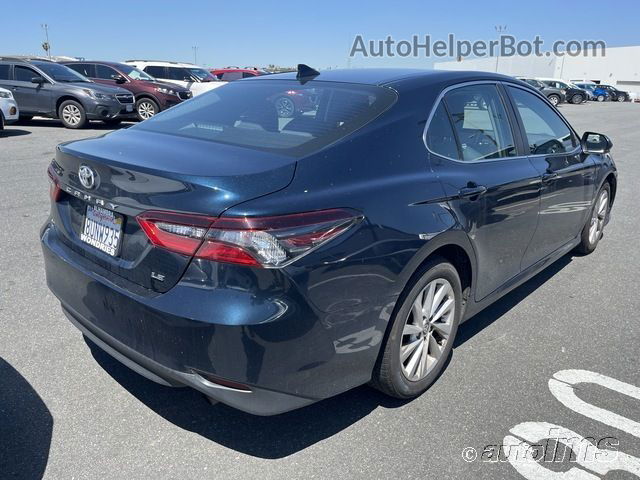 2021 Toyota Camry Le vin: 4T1C11AK4MU532202