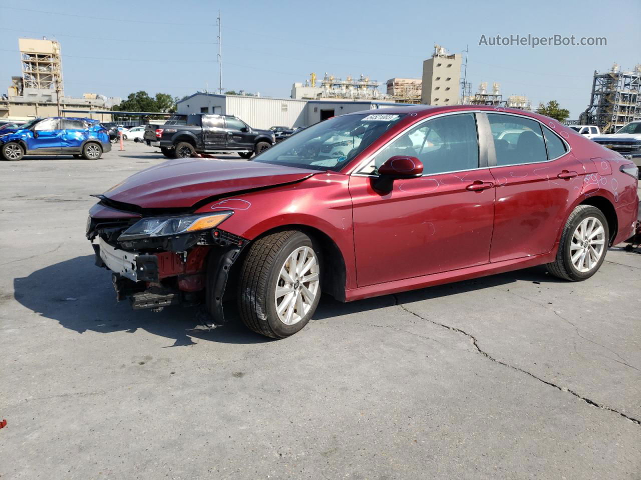 2021 Toyota Camry Le Красный vin: 4T1C11AK5MU441651