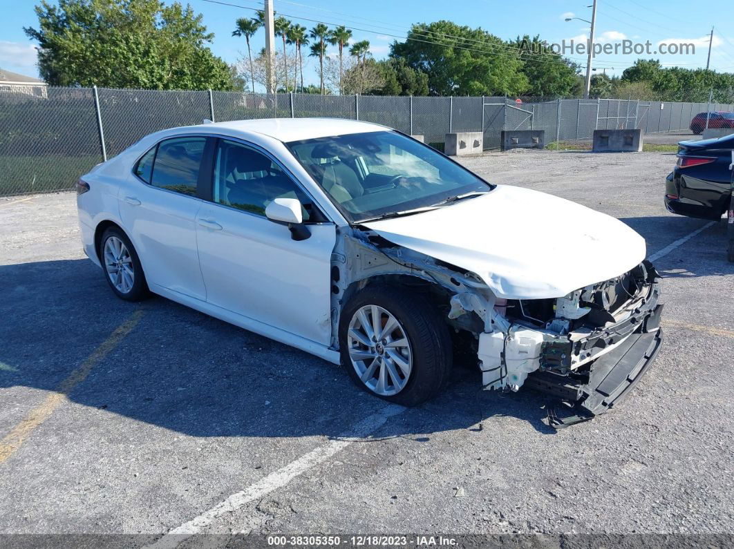 2021 Toyota Camry Le White vin: 4T1C11AK6MU590537