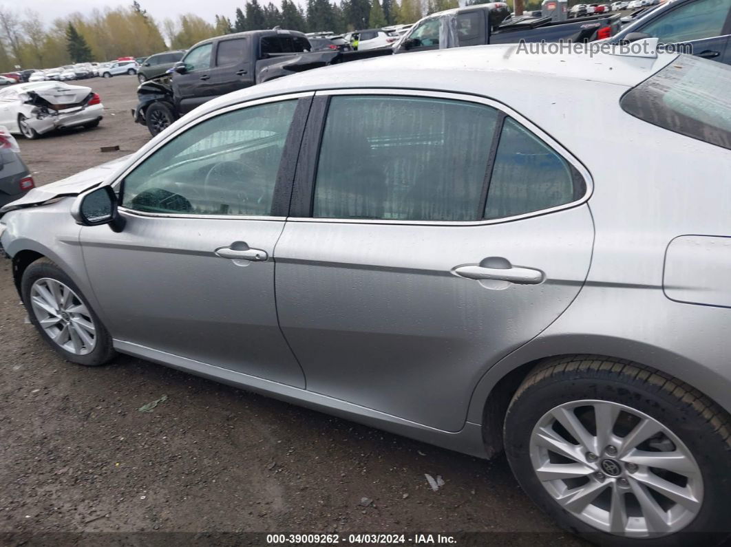 2021 Toyota Camry Le Серебряный vin: 4T1C11AK6MU595379