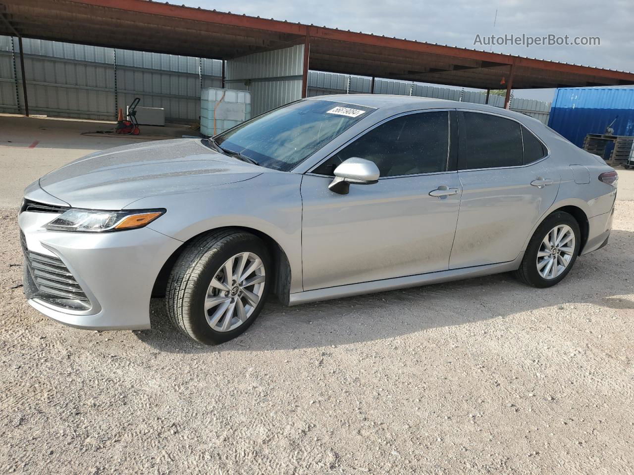 2021 Toyota Camry Le Silver vin: 4T1C11AK7MU438153