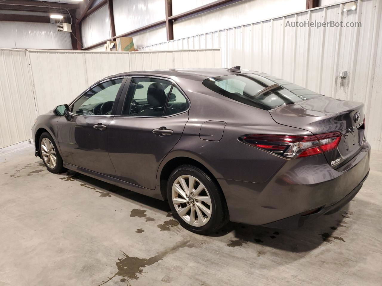 2021 Toyota Camry Le Gray vin: 4T1C11AK9MU587132