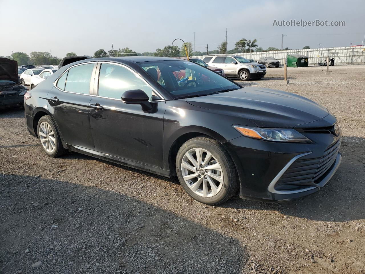 2021 Toyota Camry Le Black vin: 4T1C11AKXMU465718