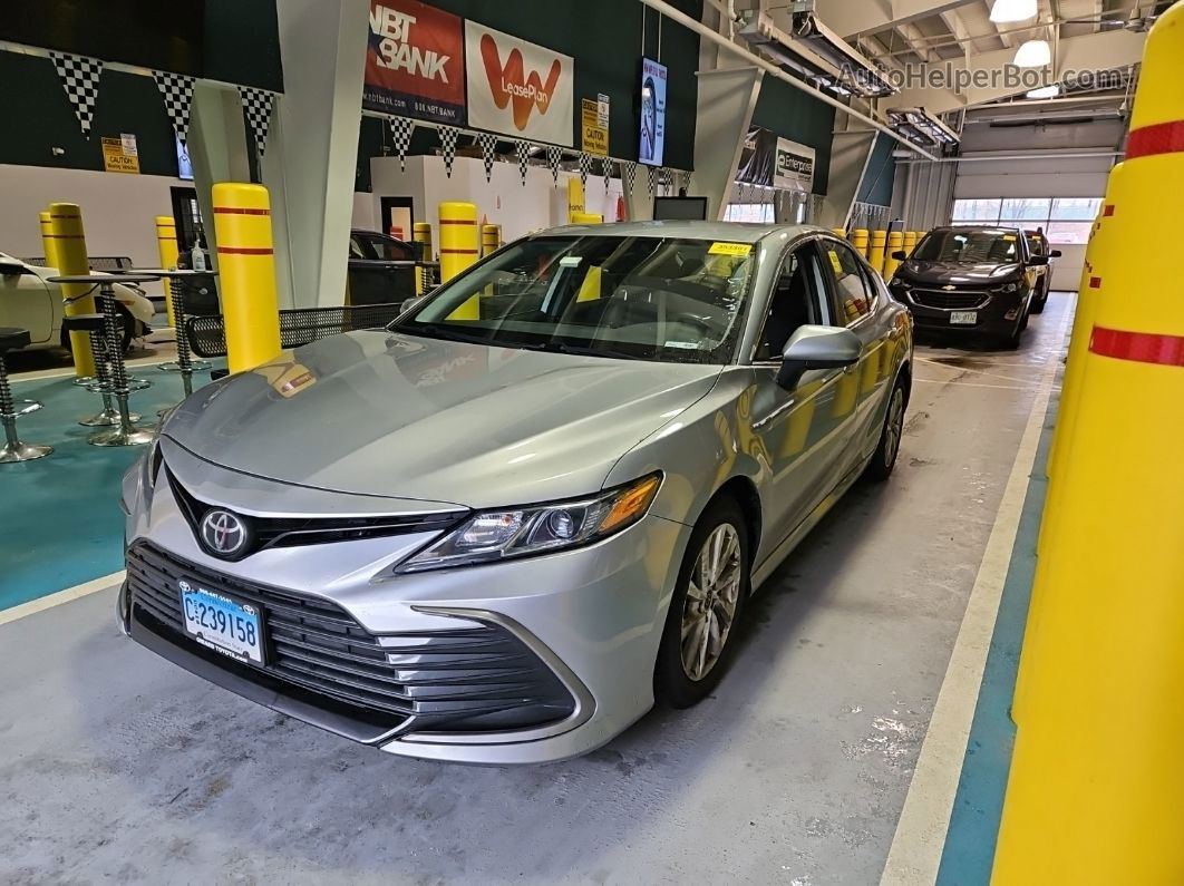 2021 Toyota Camry Le vin: 4T1C11BK3MU020087