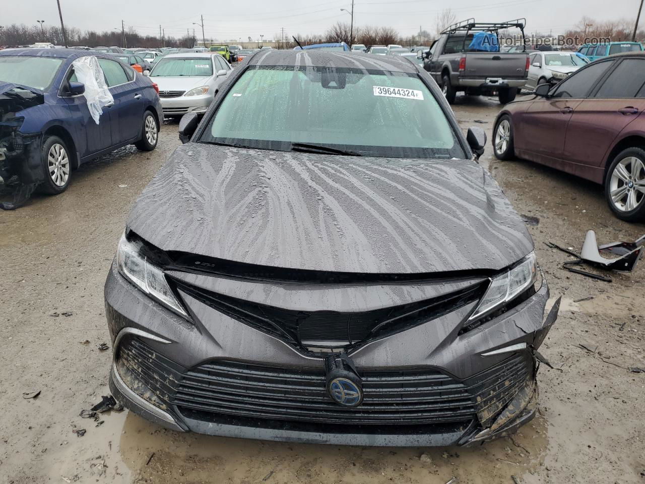 2021 Toyota Camry Le Charcoal vin: 4T1C31AK1MU027860