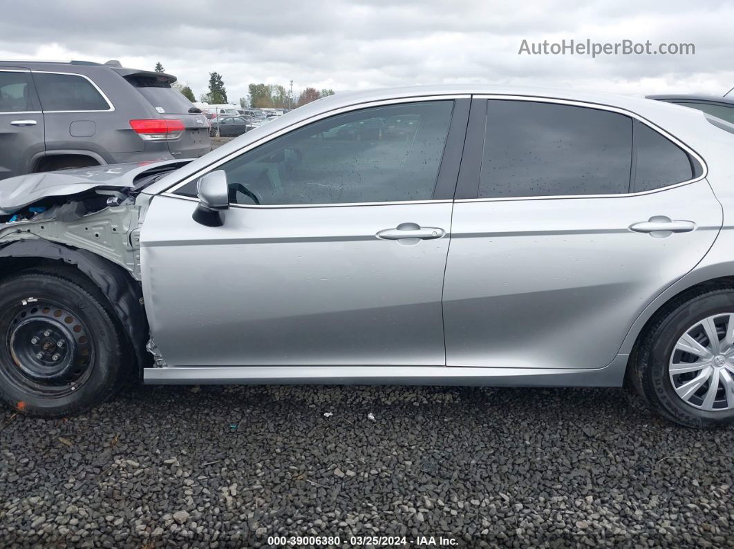 2021 Toyota Camry Le Hybrid Silver vin: 4T1C31AK7MU030861