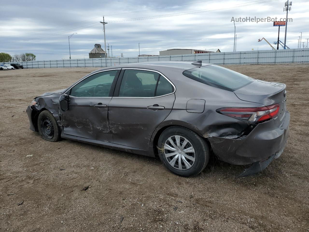 2021 Toyota Camry Le Gray vin: 4T1C31AK7MU551093