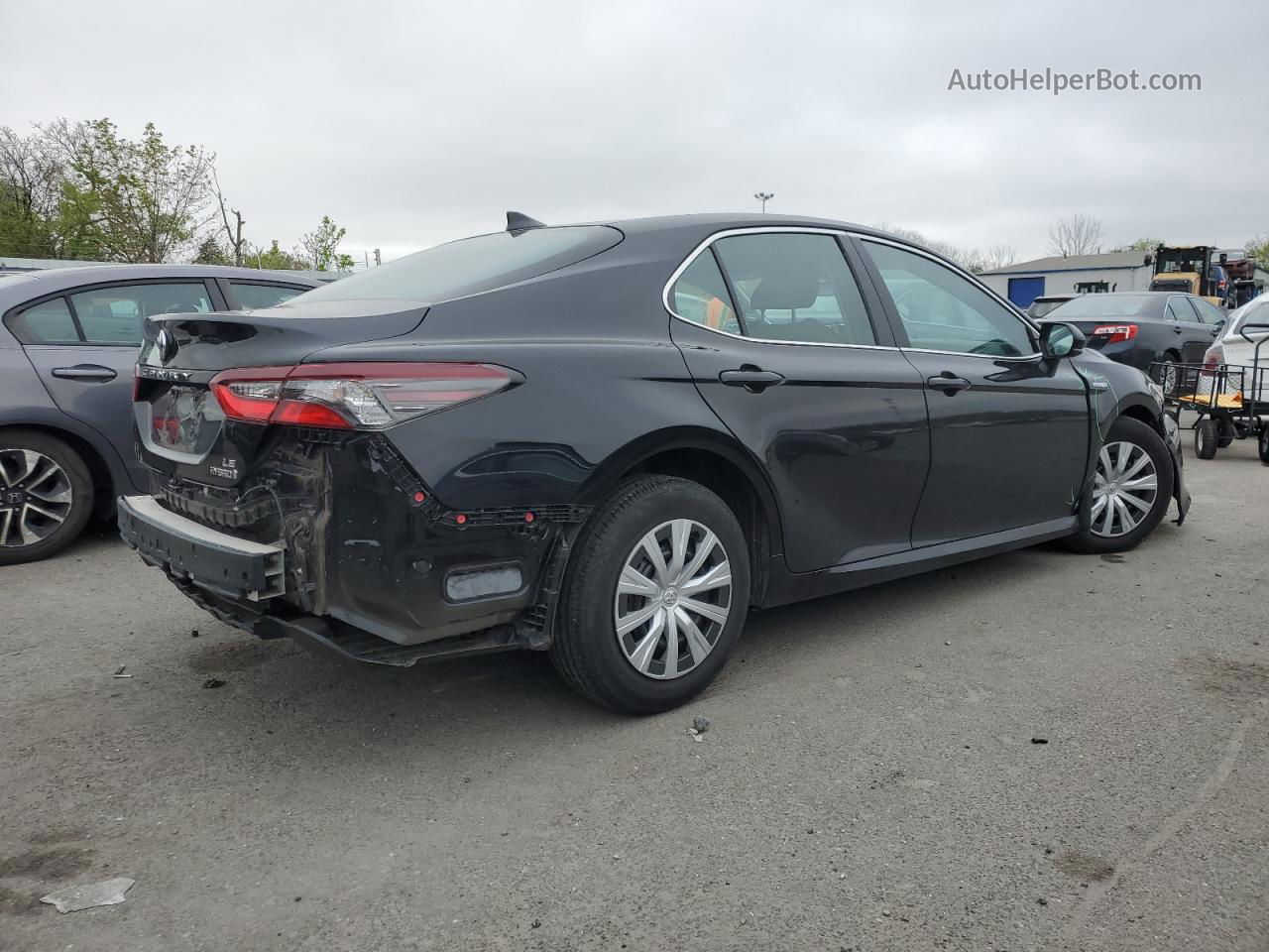 2021 Toyota Camry Le Черный vin: 4T1C31AK8MU025605