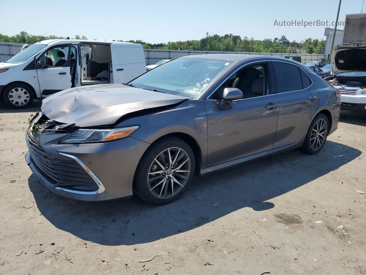 2021 Toyota Camry Xle Charcoal vin: 4T1F31AK9MU567065