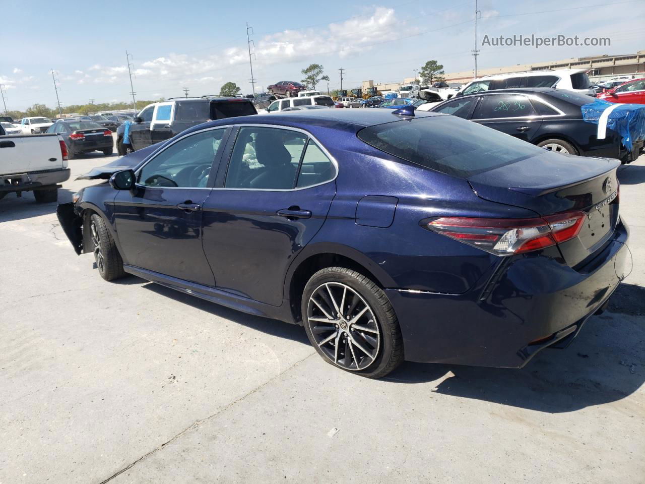 2021 Toyota Camry Se Blue vin: 4T1G11AK0MU596013