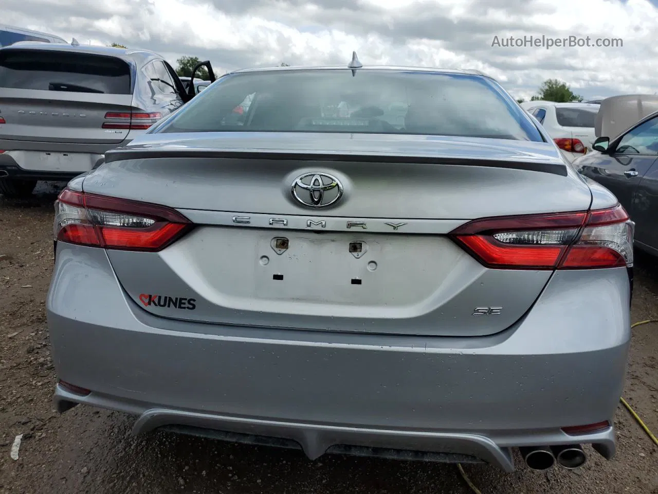 2021 Toyota Camry Se Silver vin: 4T1G11AK1MU443589