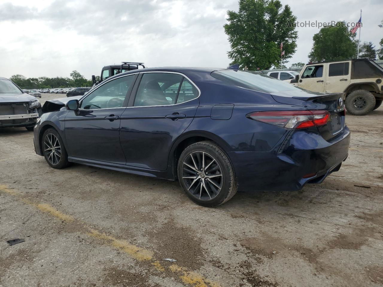 2021 Toyota Camry Se Blue vin: 4T1G11AK1MU468945