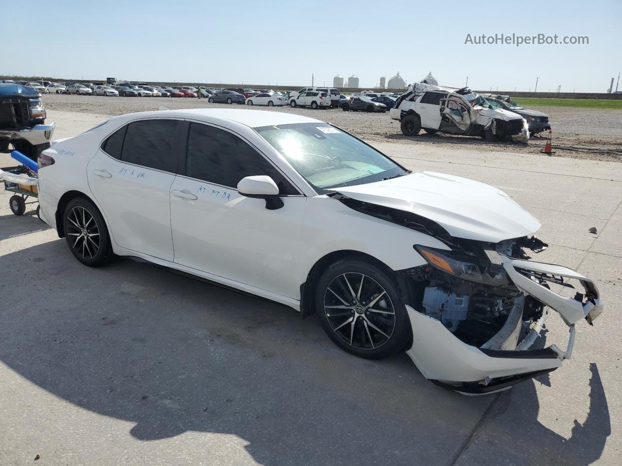 2021 Toyota Camry Se White vin: 4T1G11AK1MU493974