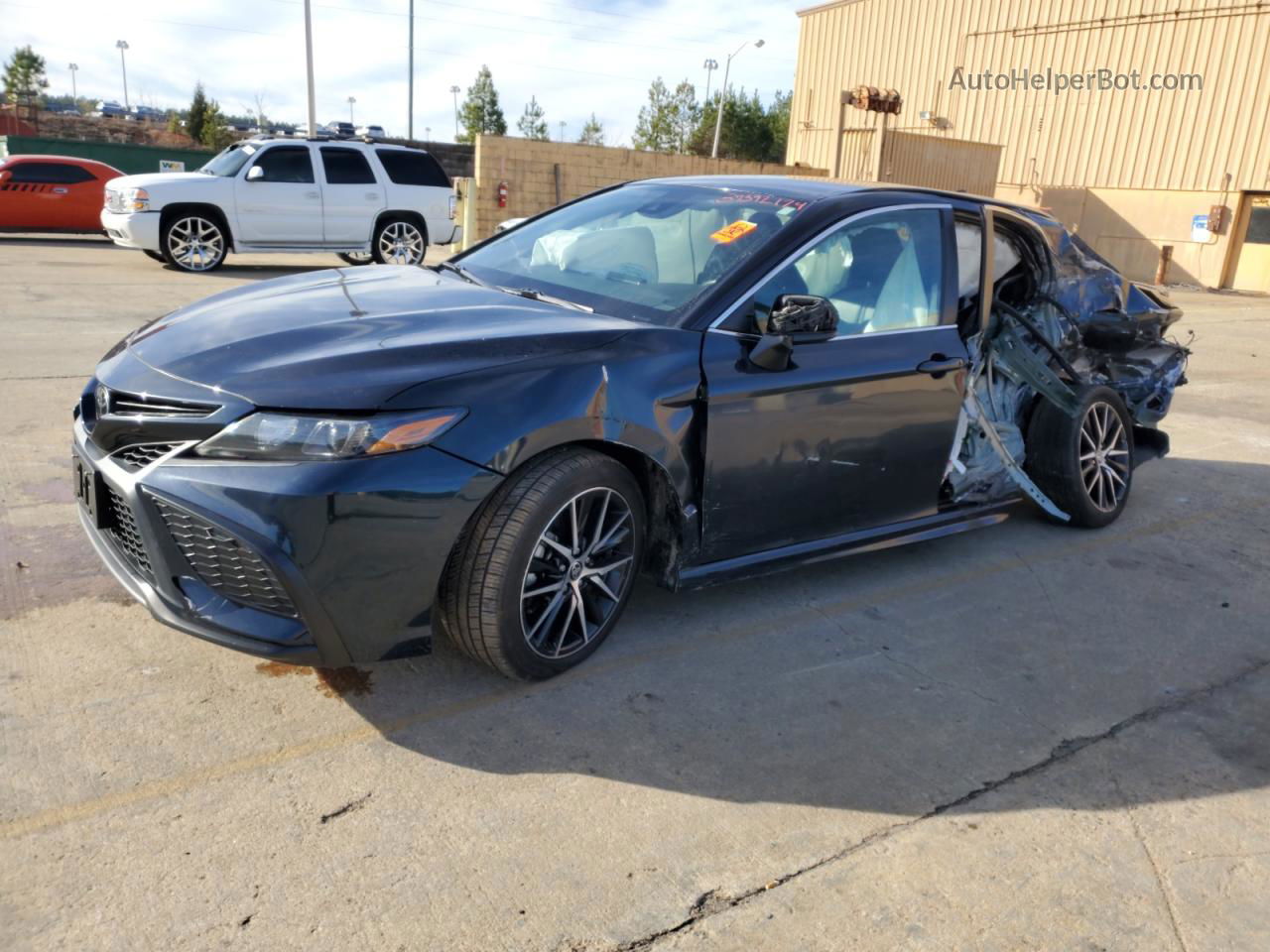 2021 Toyota Camry Se Blue vin: 4T1G11AK2MU443844