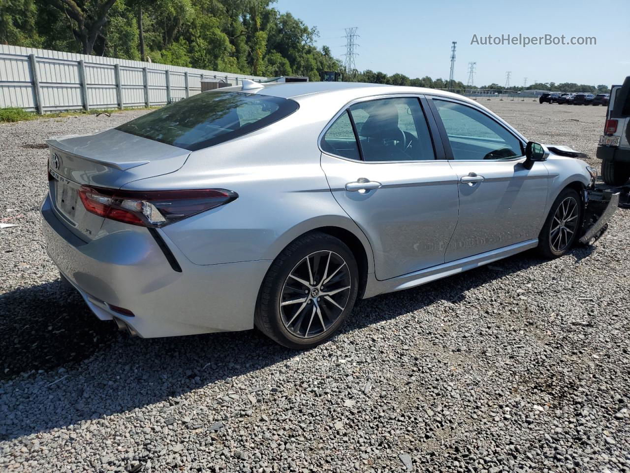 2021 Toyota Camry Se Silver vin: 4T1G11AK2MU592111