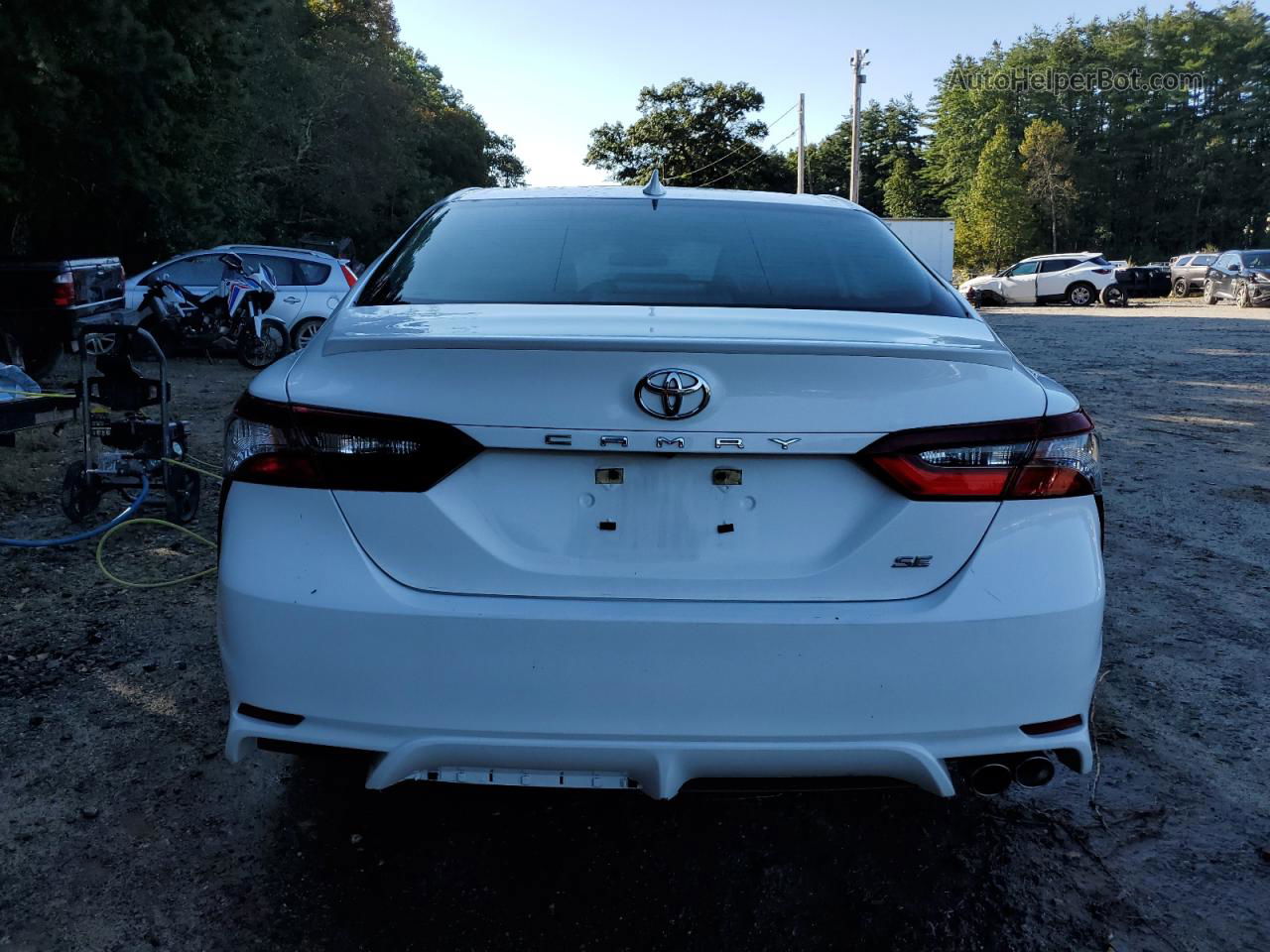 2021 Toyota Camry Se White vin: 4T1G11AK2MU607576