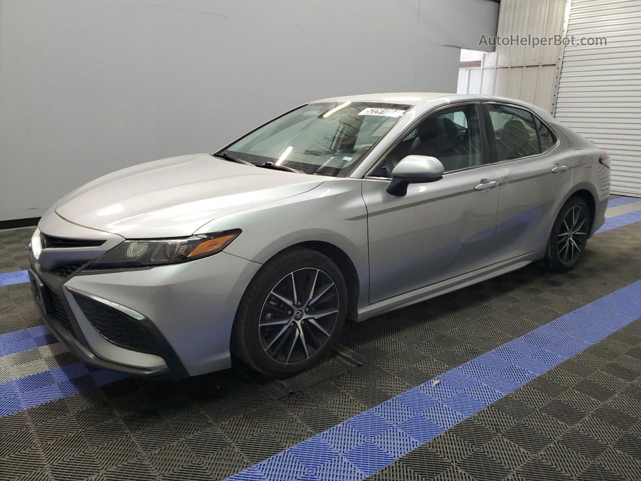 2021 Toyota Camry Se Silver vin: 4T1G11AK6MU480797