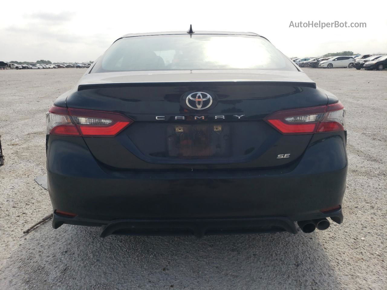 2021 Toyota Camry Se Black vin: 4T1G11AKXMU468202